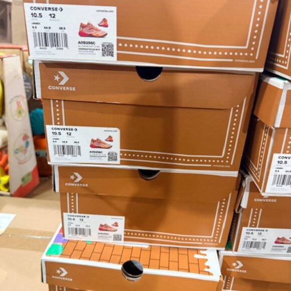 NIB Converse Gingerbread - Picture 12 of 15